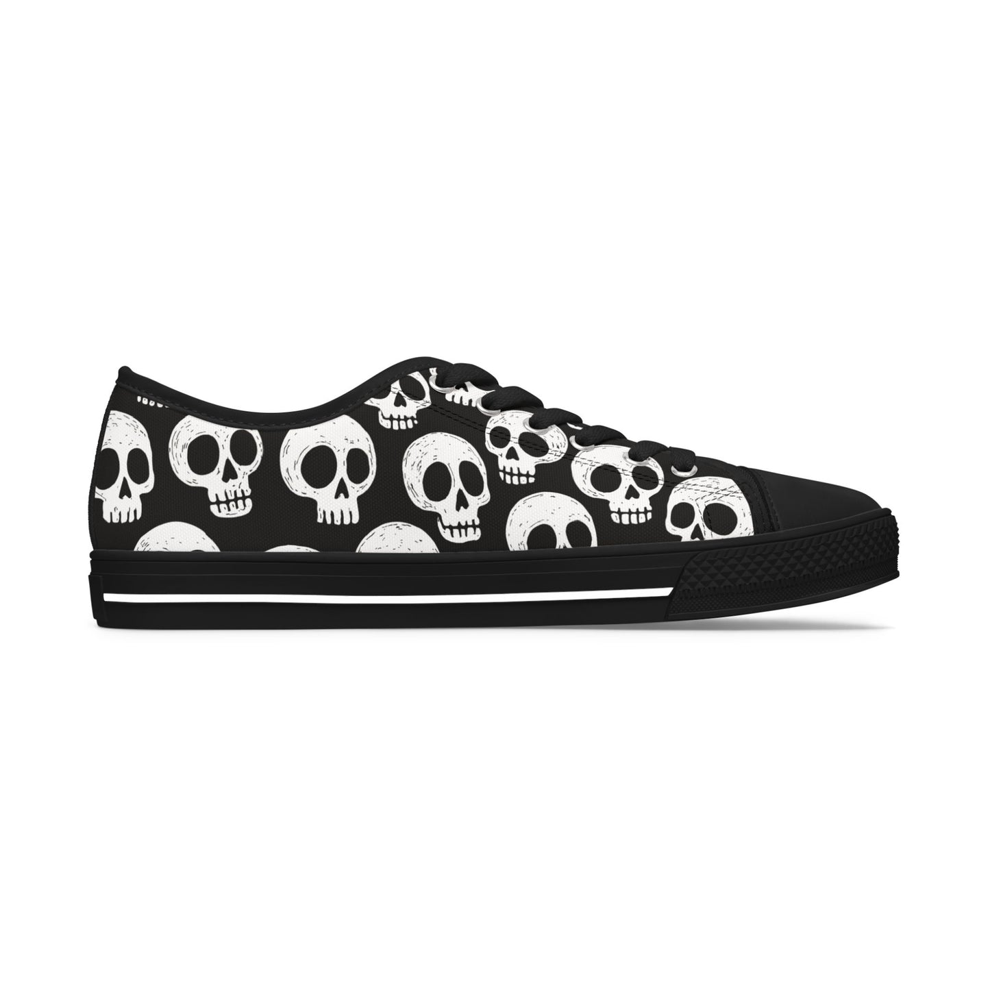 Skull Pattern - WOMEN'S low-top sneakers (black or white)