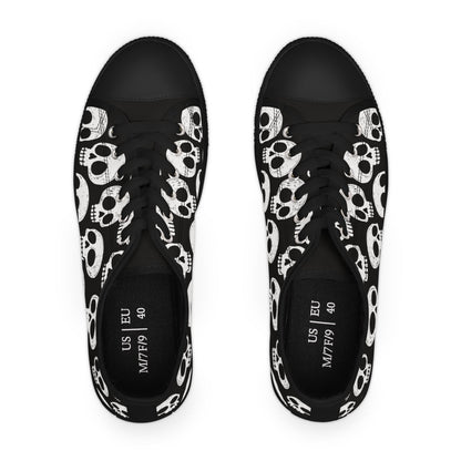Skull Pattern - Baskets basses FEMME (noir ou blanc)